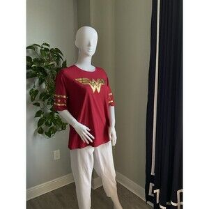 Marvel Red Wonder Woman Graphic T-shirt